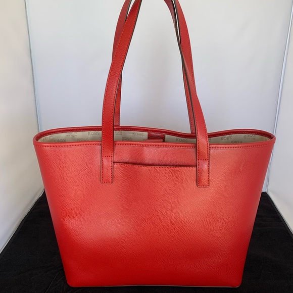 Michael Kors Red Tote CA - Picture 5 of 7